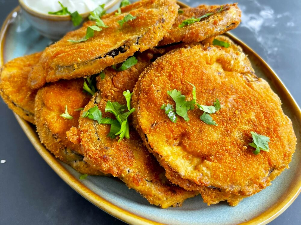 Aubergine pakora brinjal pakora beguni aubergine fritters